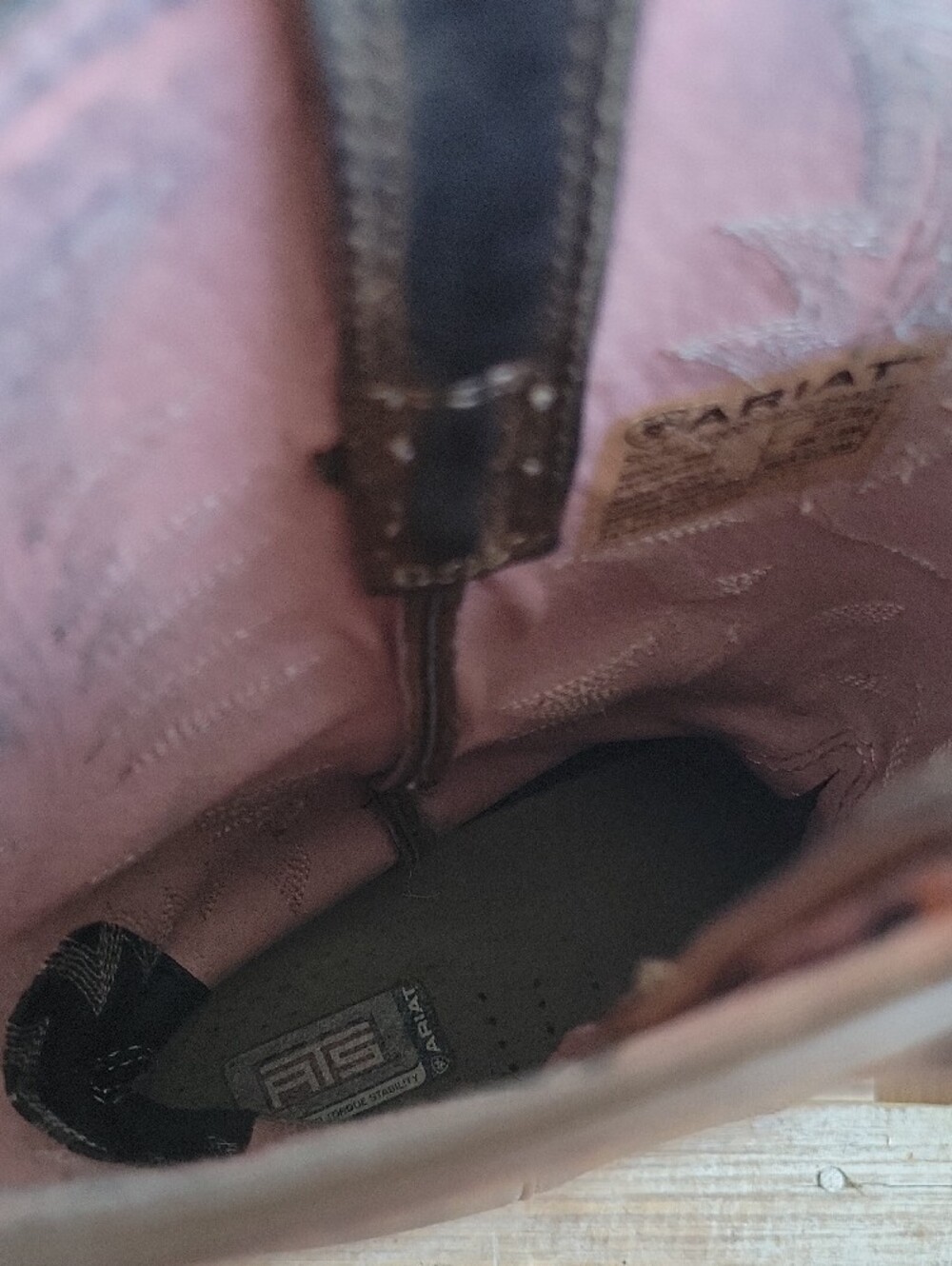 Ariat Brown Leather Cowboy Boots with Pink Lining 10B - Picture 3 of 12